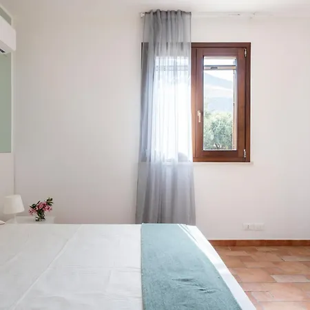 Cute & Pool By Sea Villa
