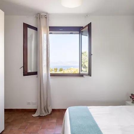 Cute & Pool By Sea Villa