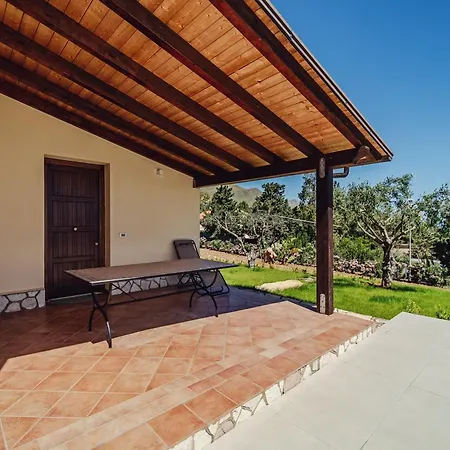 Cute & Pool By Sea Villa *